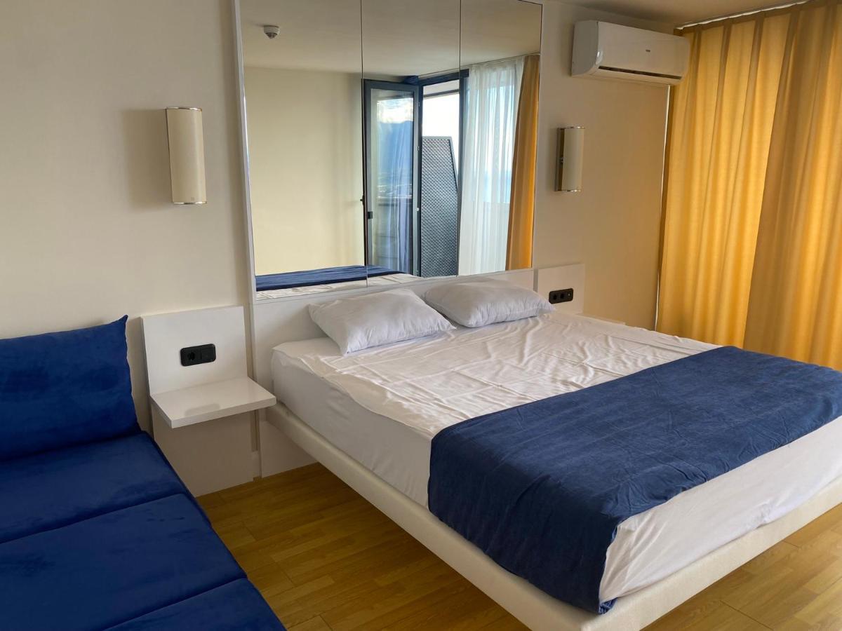 Orbi City 45 Floor Batoumi Extérieur photo